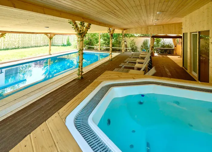 Therme Airport Resort